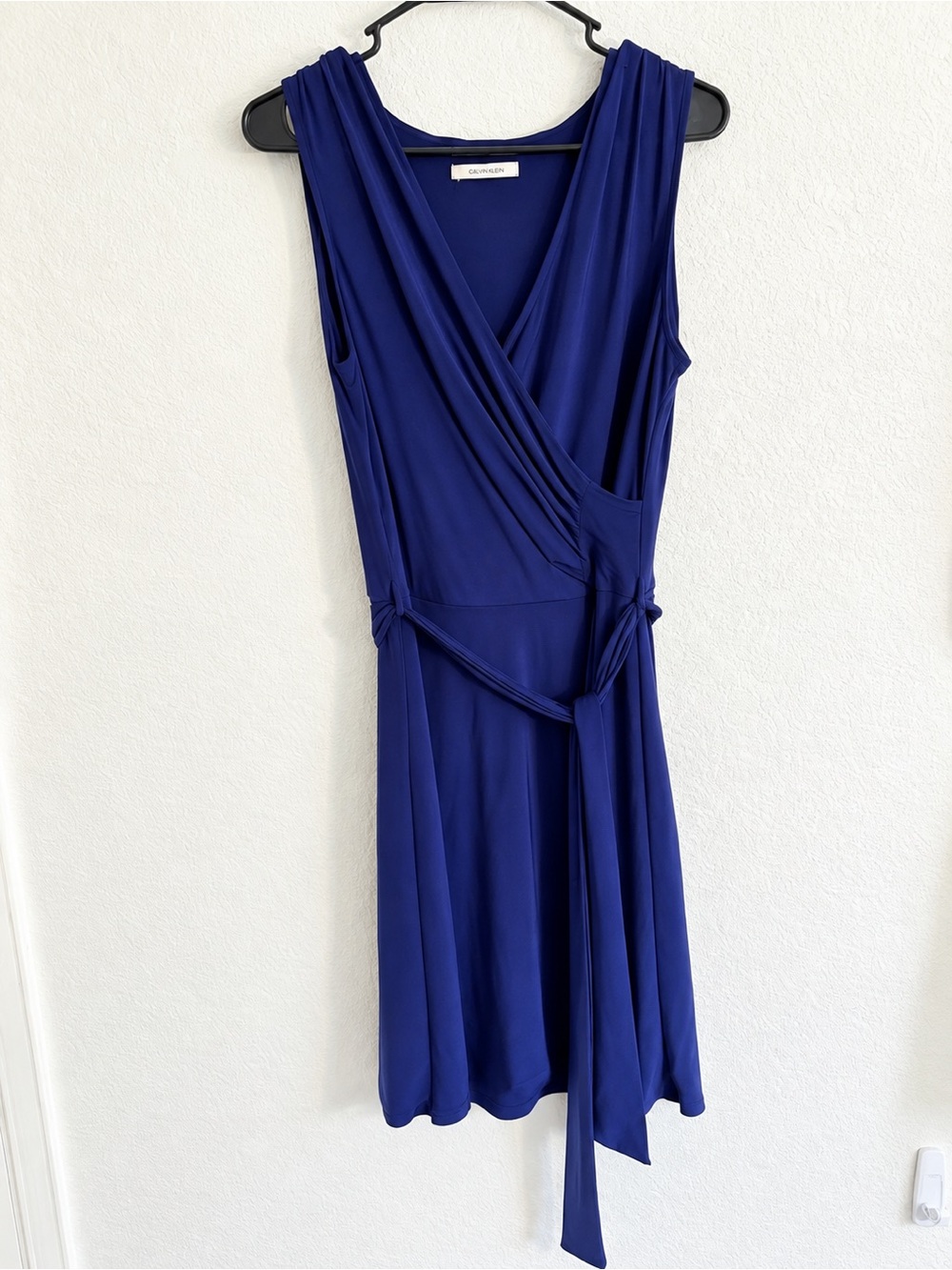 41 Hawthorn Sleeveless Wrap Midi Dress in Deep Navy